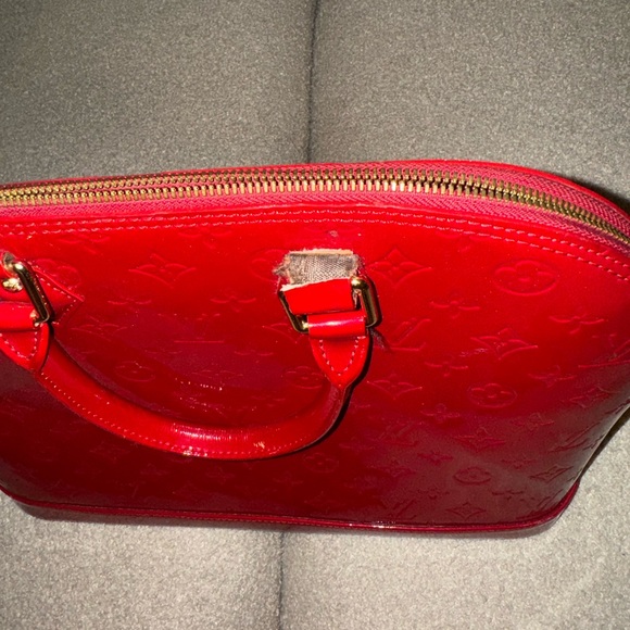 Louis Vuitton Alma MM Bag - Picture 4 of 14